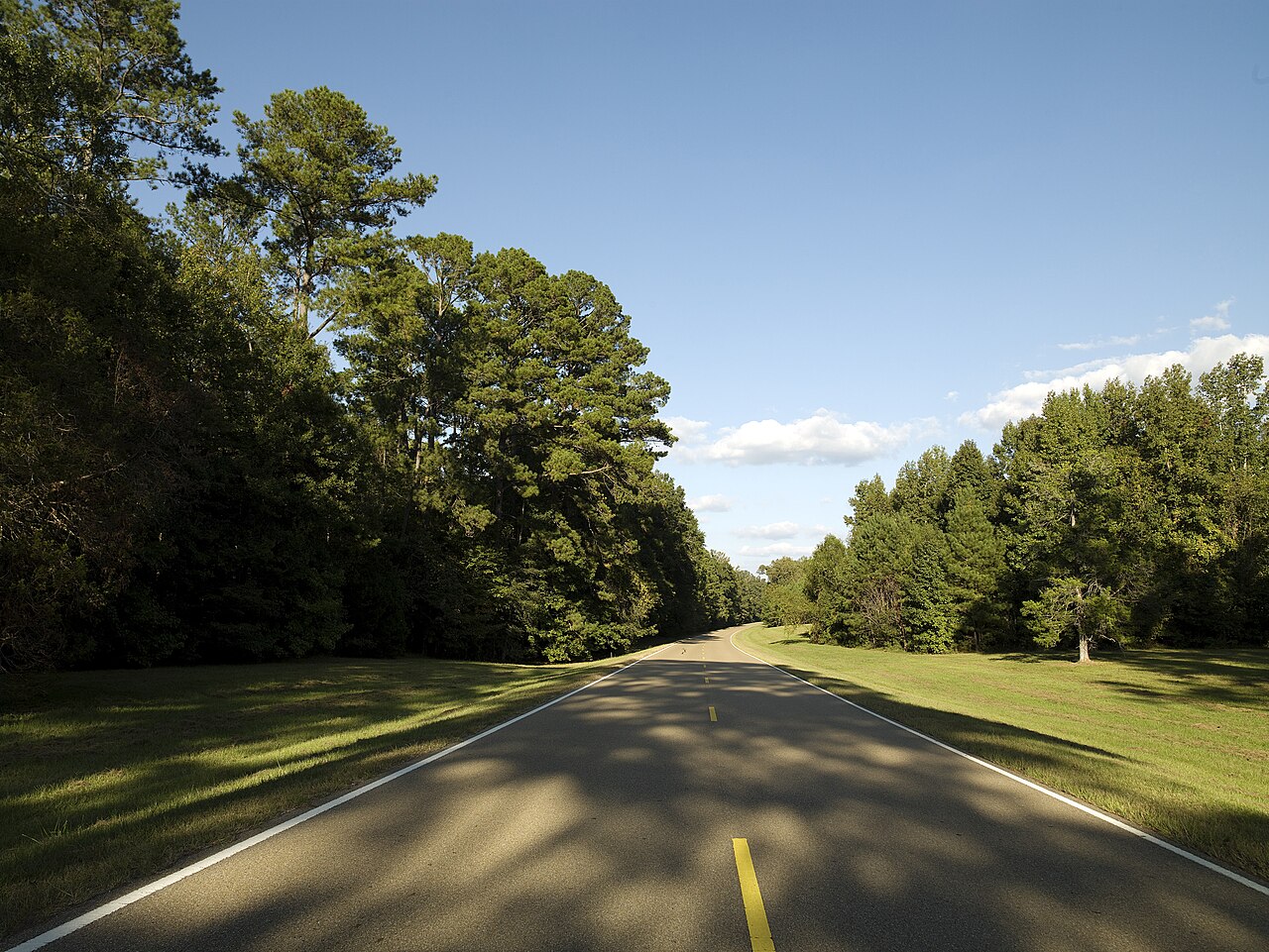 The Natchez Trace, Blues & the Gulf Coast — 5-Day Mississippi Road Trip