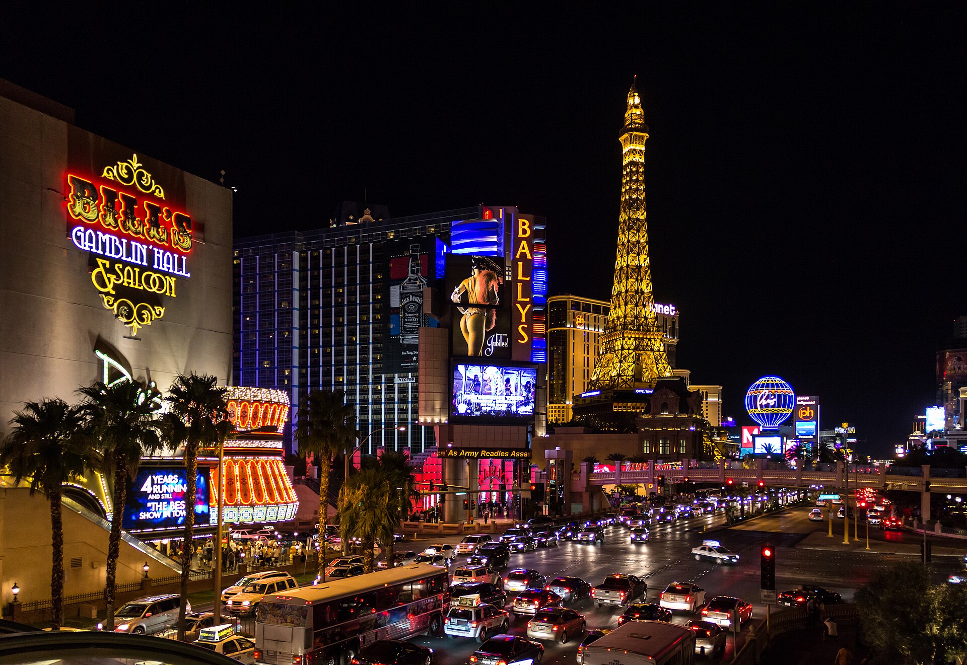 Las Vegas & Beyond: The Strip, Family Fun & Area 51